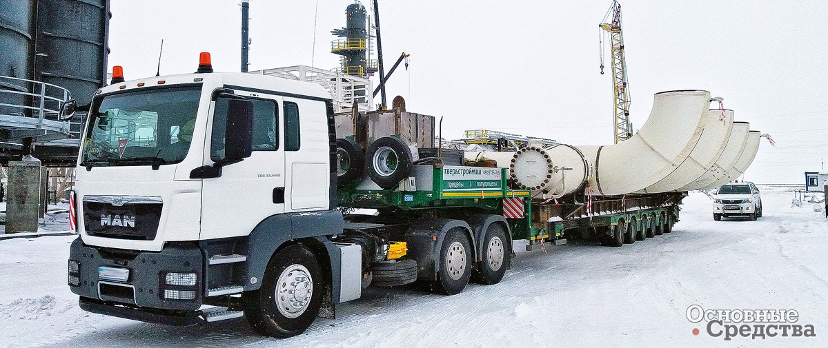 Перевозка негабарита на  полуприцепе «Тверьстроймаш 99396E-74»