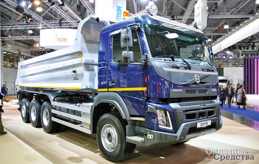 Volvo FMX 8x4 с задней тележкой Tridem