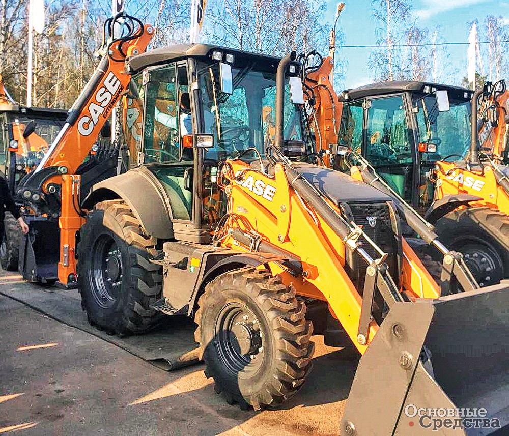 В мод. Case 580T используется трансмиссия Carraro 2WD TLB1 с сервоуправлением PowerShuttle