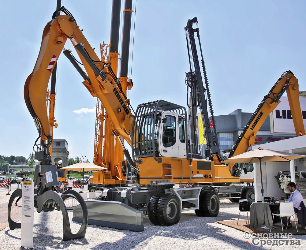 Перегружатель Liebherr A 924C