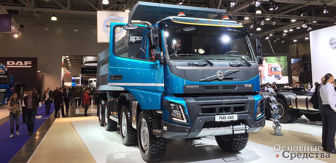 Полноприводный седельный тягач Volvo FMX 460 6х6 на выставке «КомТранс»