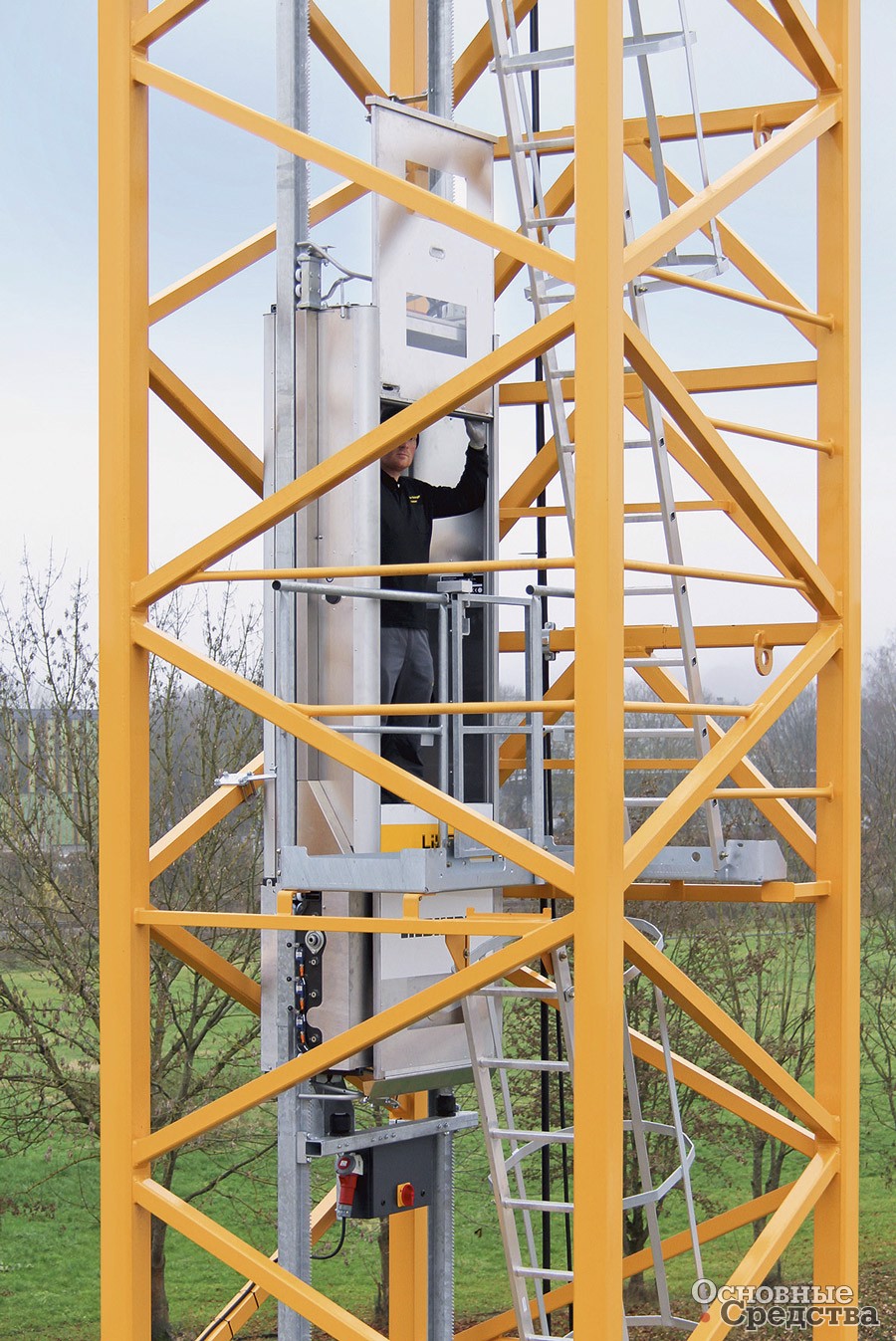 Лифт LiUP Liebherr