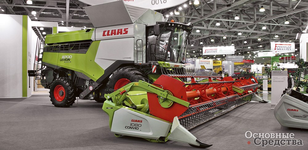 Зерноуборочный комбайн CLAAS LEXION 8700