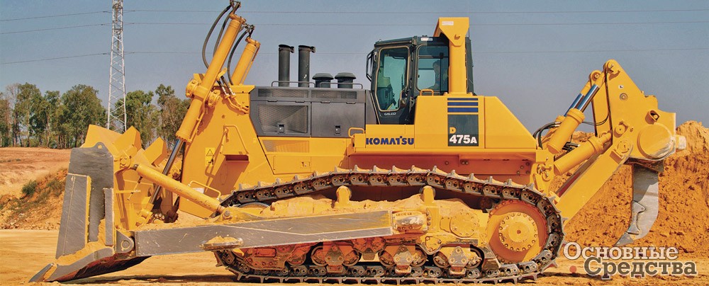 Рис. 2. Бульдозер Komatsu D475A,масса 110 000 кг