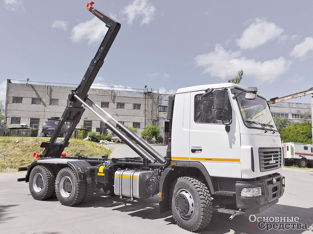 Бюджетный мультилифт на короткобазном шасси МАЗ-631226 с крюком KROMANN ML18S.52.6-HC