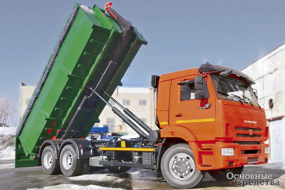 Компактный экономичный мультилифт с крюком KROMANN ML18S.52.6-HC на шасси КАМАЗ 65115 с кузовом S-box-bio для биоотходов