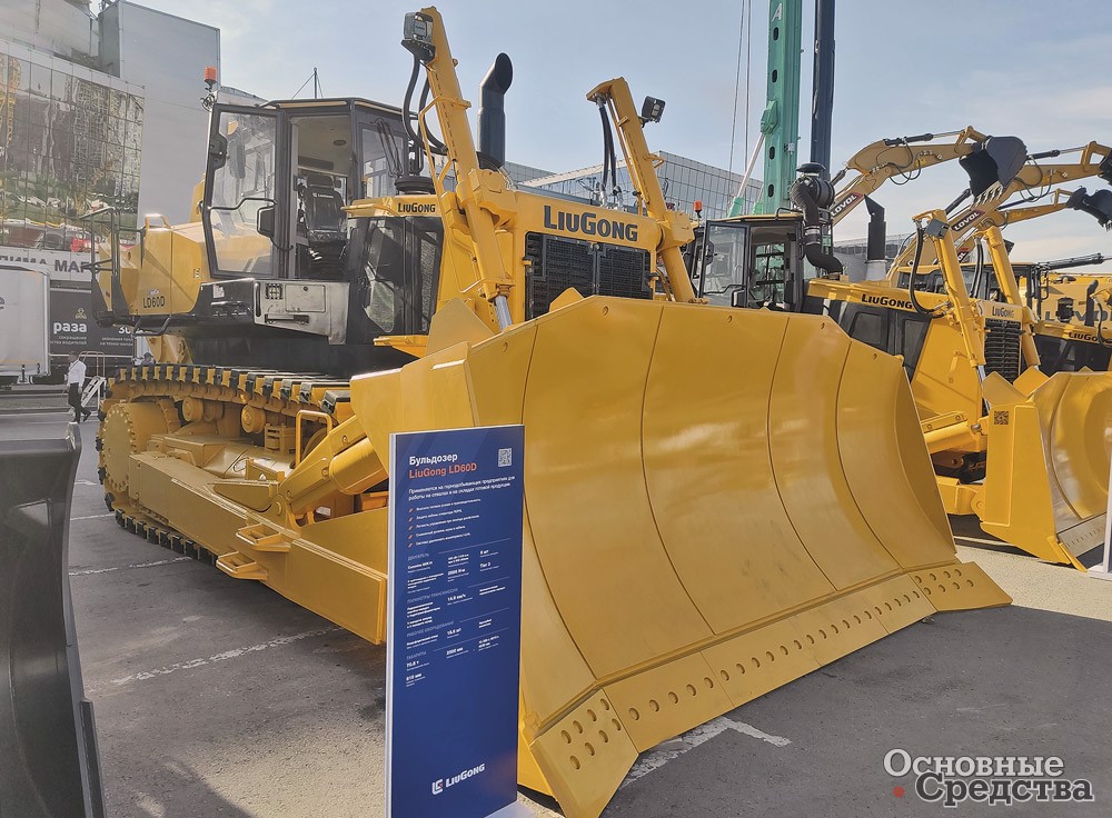 70-тонный гусеничный бульдозер LiuGong LD60D