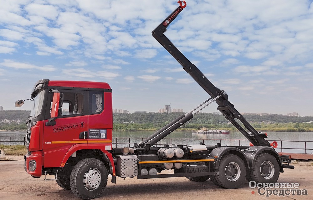 Мультилифт SHACMAN SX3258, 6х4 с крюком KROMANN L22S.60.6-HC с системой стабилизации – универсальное готовое решение для региональных операторов