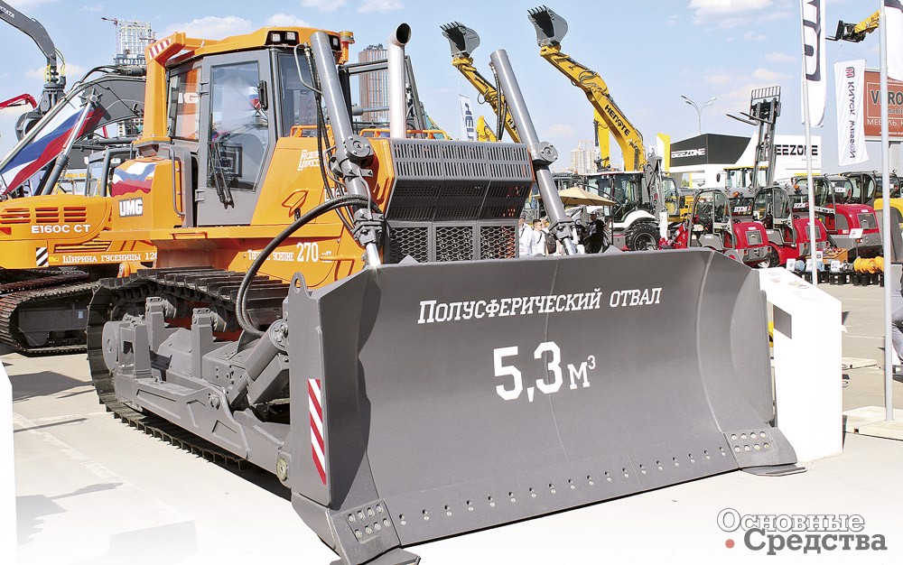 Бульдозер UMG D16H
