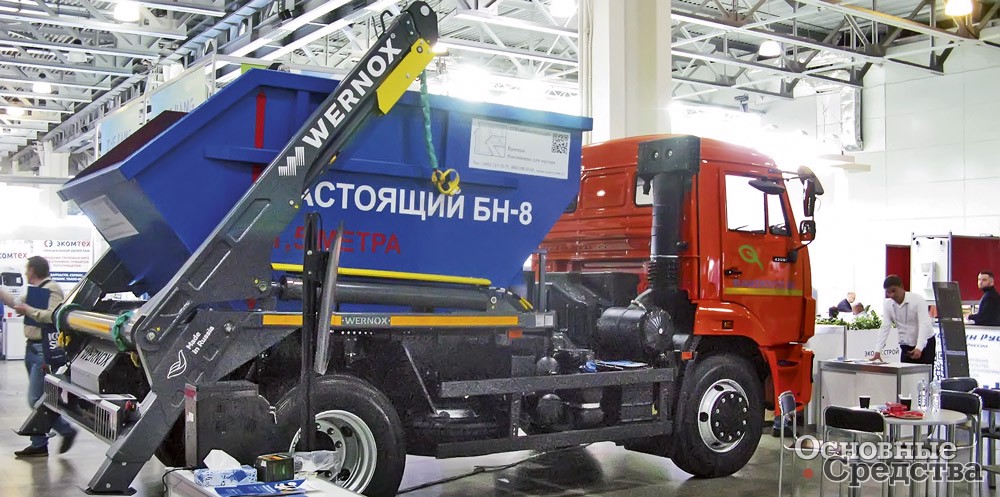 Портальный погрузчик WERNOX грузоподъемностью 8000 кг