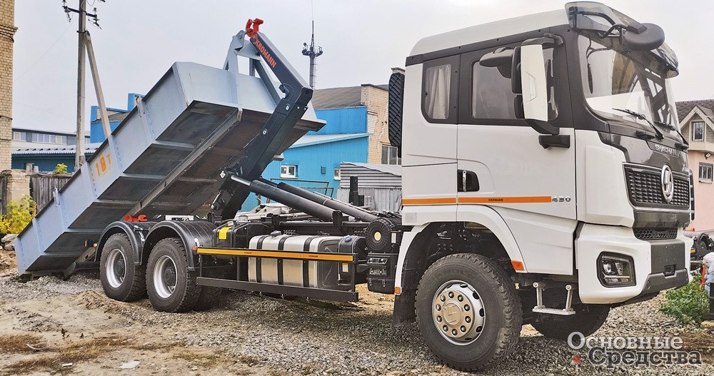Испытания мультилифта SHACMAN SX3258 с крюком L22S.60.6-HC с системой стабилизации (блокираторы рессор). Результат – машина устойчива