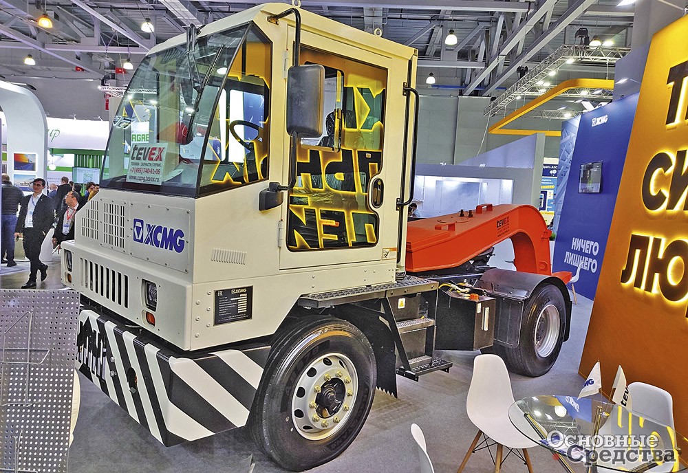 Терминальный тягач XCMG XTP70K