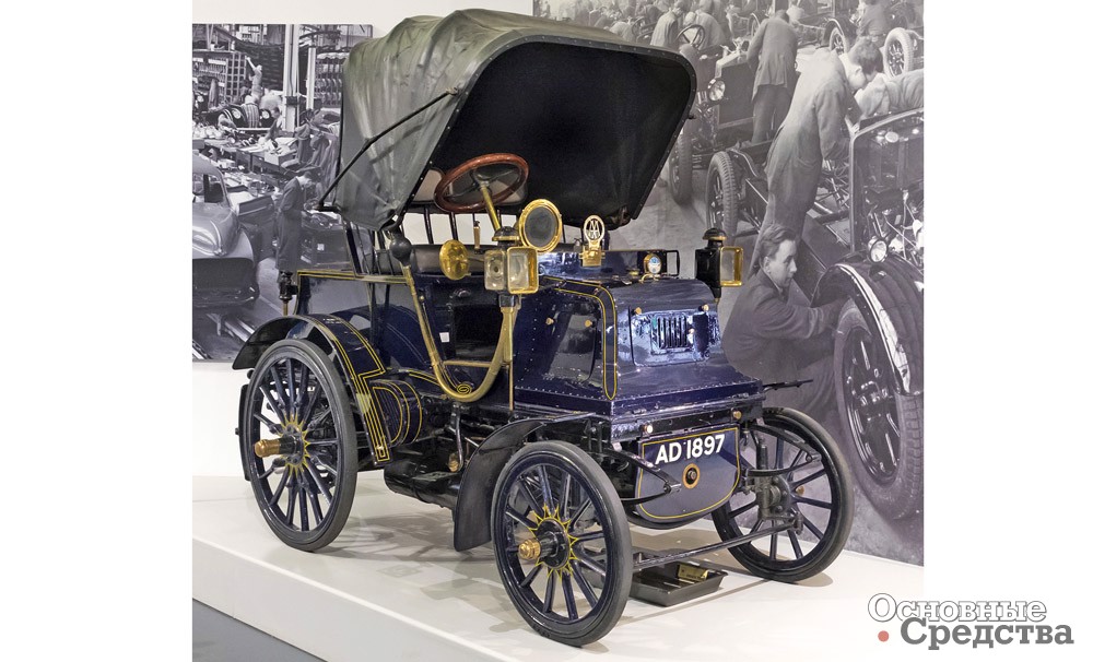 Автомобиль Даймлера Grafton Phaeton 1897 г. с двухцилиндровым двигателем