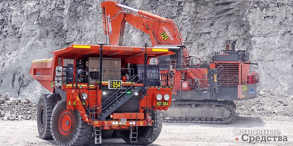 Карьерный самосвал с двигателем мощностью 3500 л.с.