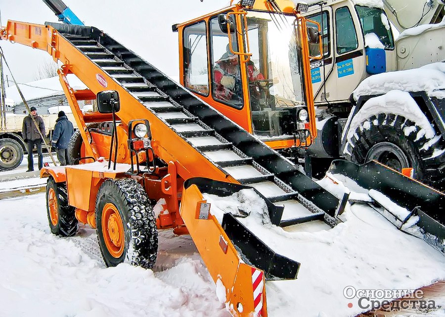 Снегопогрузчик ТКМ-237-02 («ТверьКомМаш»)