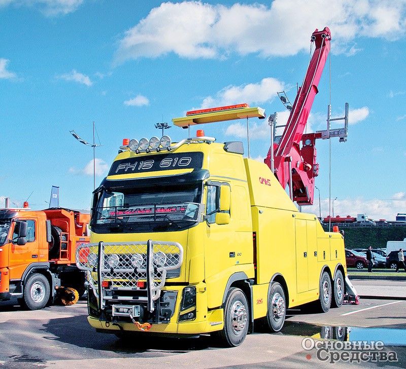 Эвакуатор на шасси Volvo 8x4