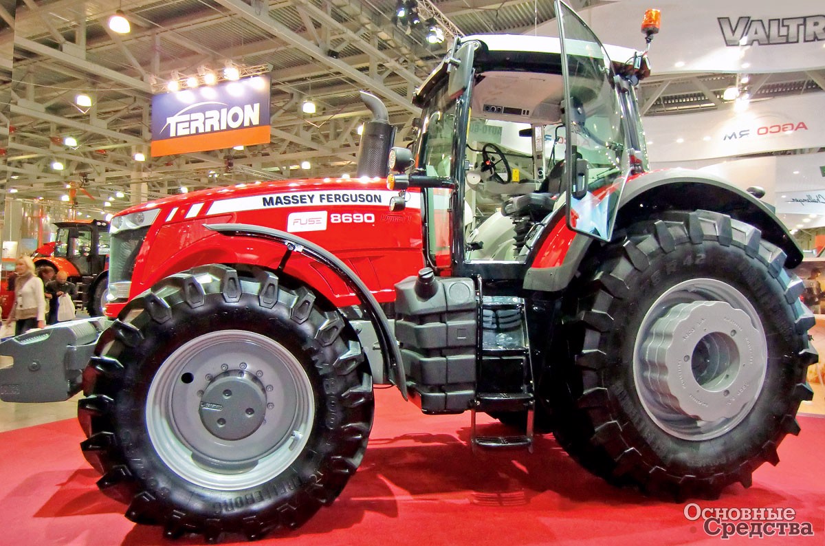 Massey Ferguson 8690