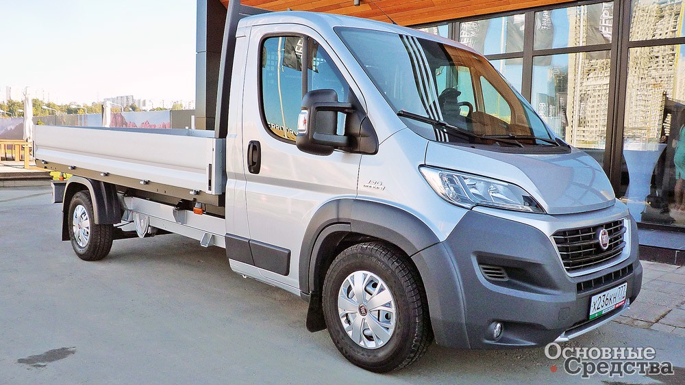 Бортовой автомобиль FIAT Ducato