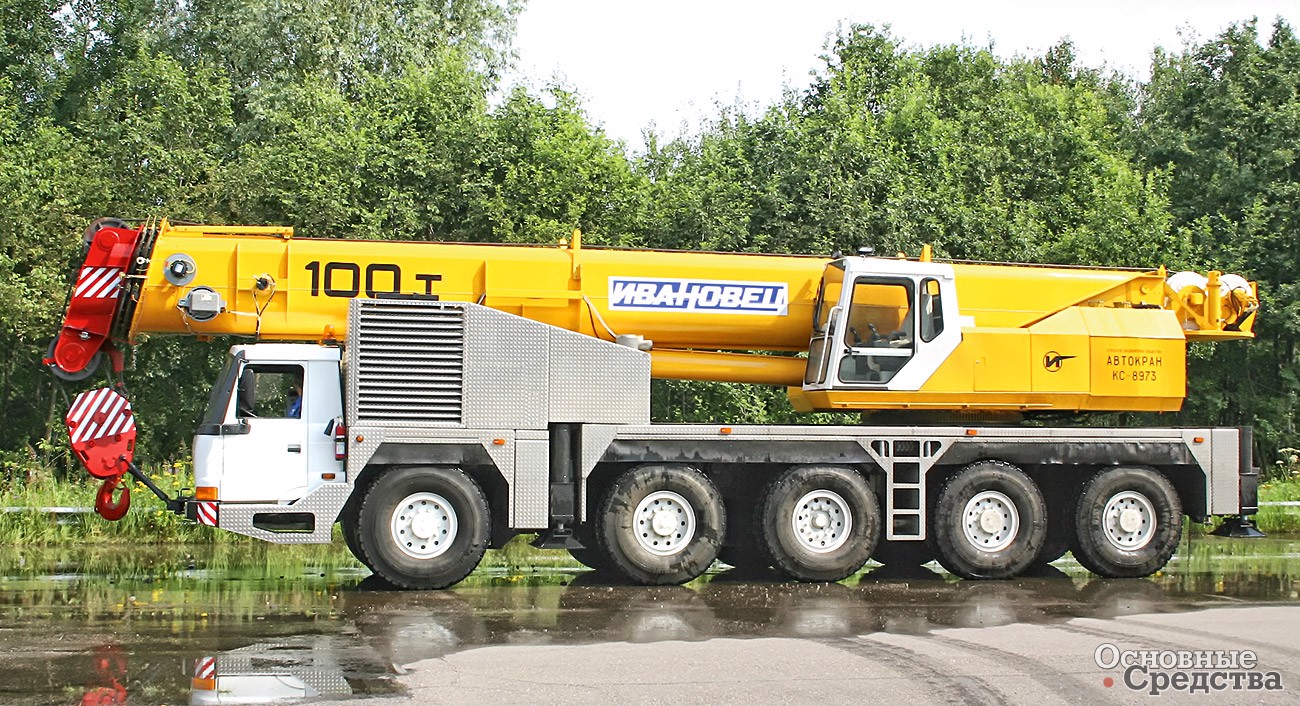 КС-8973 г/п 100 т на шасси КШ-8973