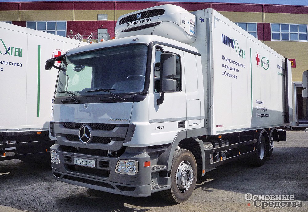 Фургон-рефрижератор на шасси Actros 2541L