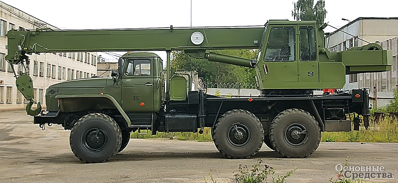 КС-3574М-3 «Ивановец» г/п 16 т на шасси «Урал-4320»