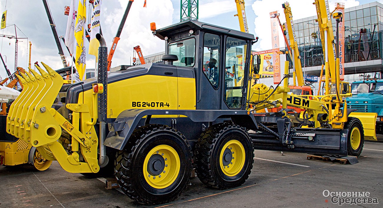 Грейдер HBM BG240 TA-4