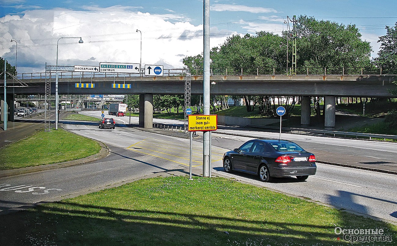 Иногда для обеспечения приоритетного права проезда автобусов BRT бывает достаточно указателя и разметки на полосе