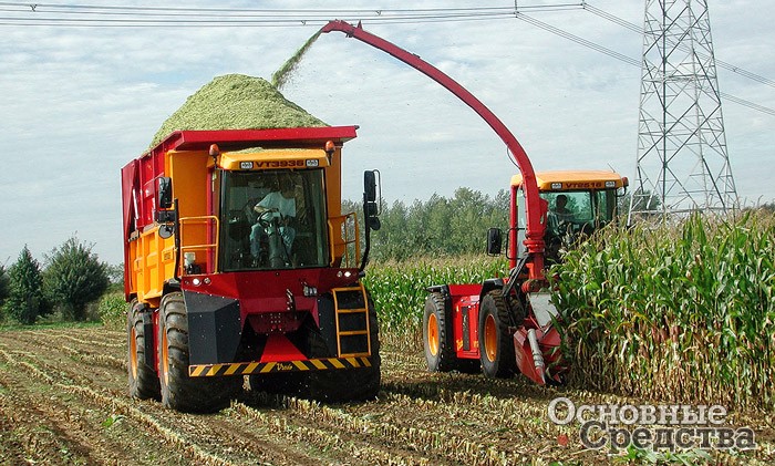 Vredo VT 2516: один косит, другой возит