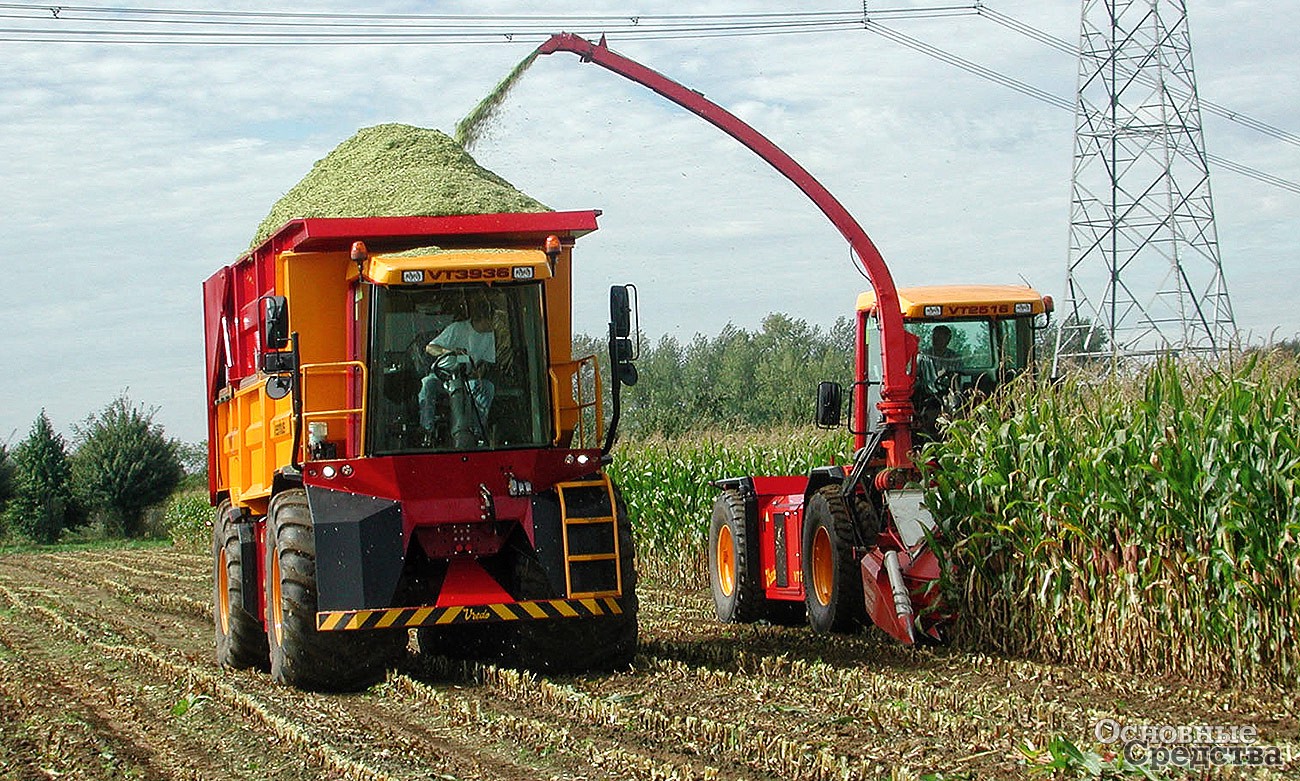 Vredo VT 2516: один косит, другой возит