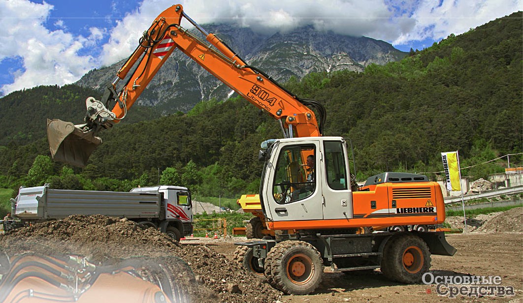 Liebherr A904C