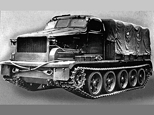 Тяжелый артиллерийский тягач АТ-Т