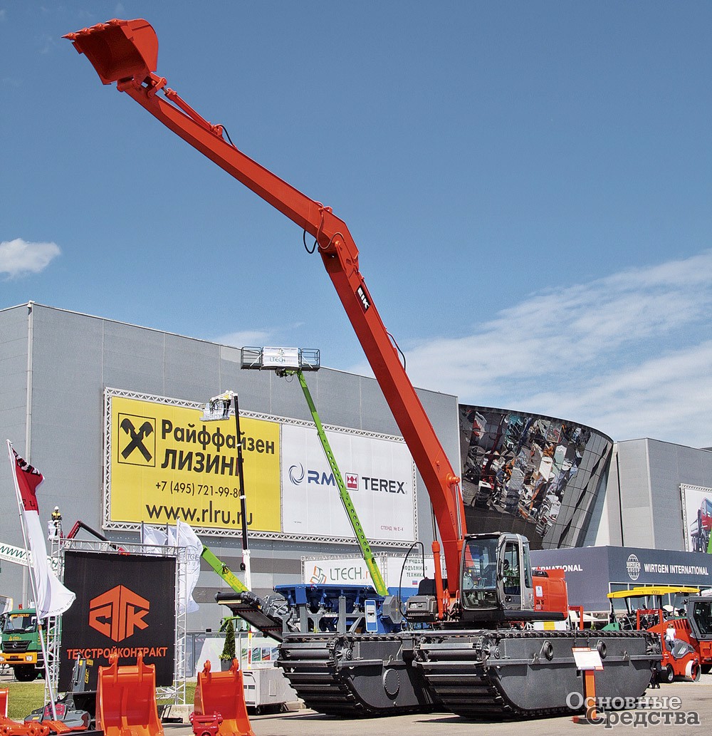 Экскаватор-амфибия EIK AmphiMaster на базе Hitachi ZX200
