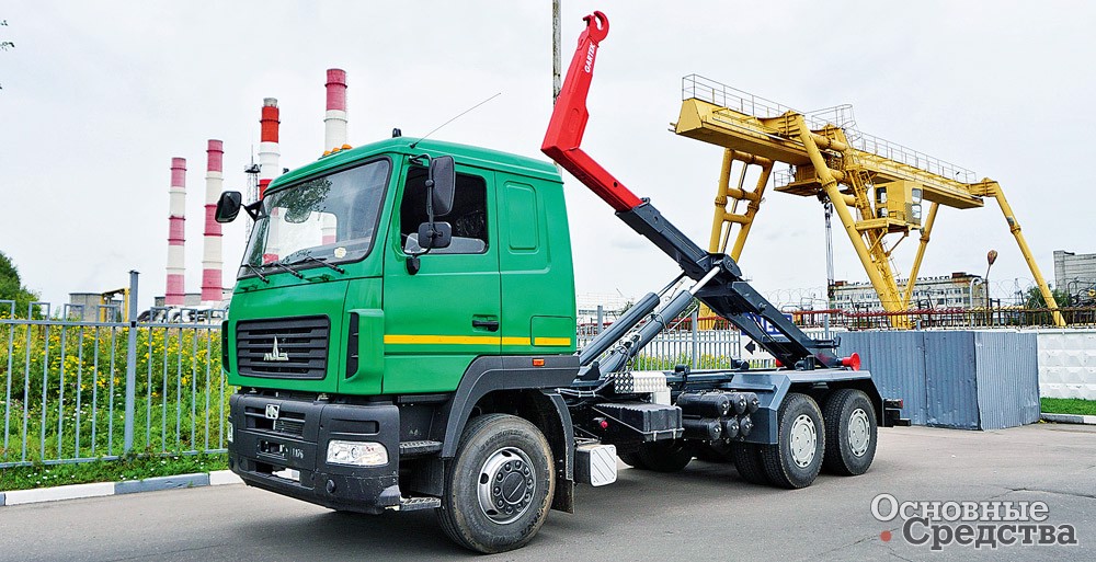 Крюковой погрузчик GARTEK GP22 на шасси МАЗ-6312В5