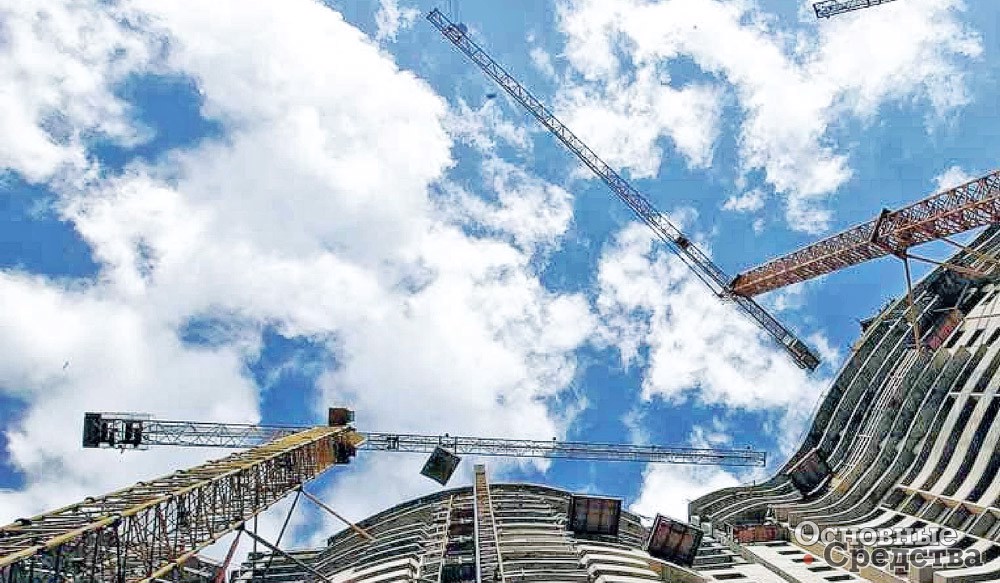 Верхнеповоротные башенные приставные краны от Raimondi Cranes с высотой башни до 150 м и вылетом стрелы до 80 м