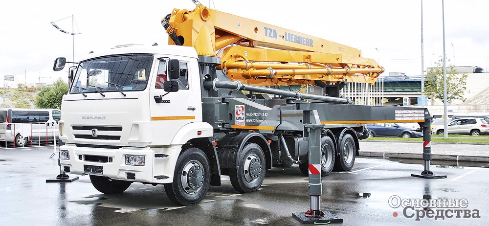 Автобетононасос TZA-Liebherr 58153C с высотой подачи 37 м