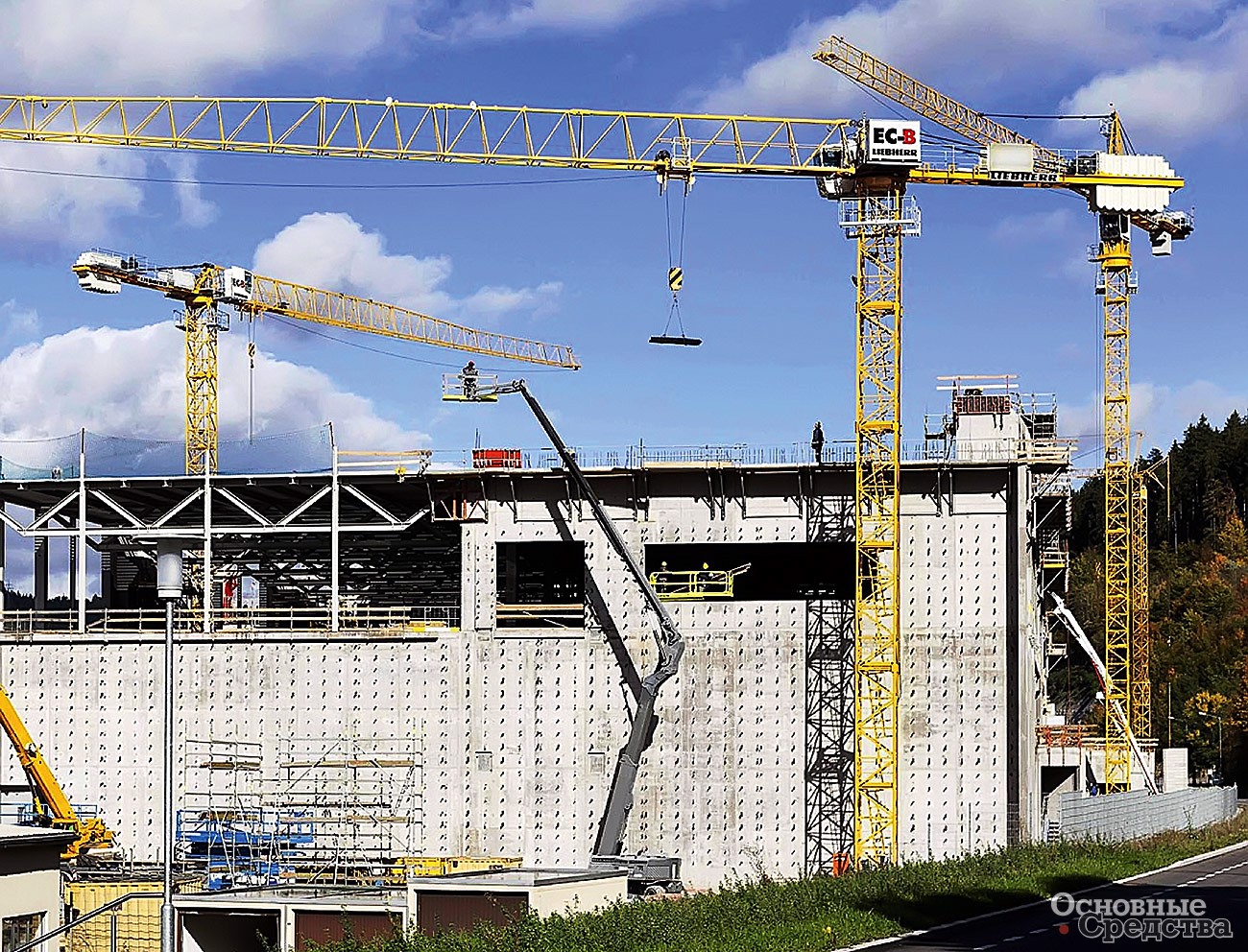 Мод. 150 EC-B 8 FR.tronic – одна из наиболее популярных у нас в ассортименте кранов  [i]flat top[/i] компании Liebherr