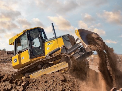 John Deere представляет бульдозеры J-II