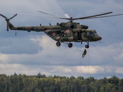 Настоящий бой танков, подводные роботы и полеты легендарных пилотажных групп увидят зрители «Армии - 2017»