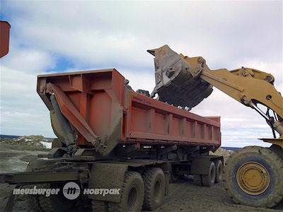 Прицеп-самосвал Meusburger Новтрак претендует на главную награду выставки КОМТРАНС-2017