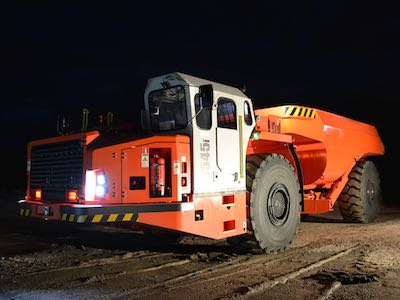 Новый подземный самосвал Sandvik TH545i