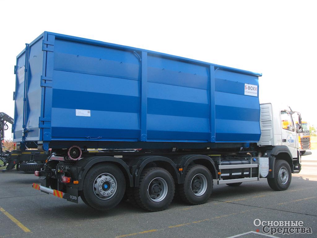 Volvo FMX 8x4 TRIDEM