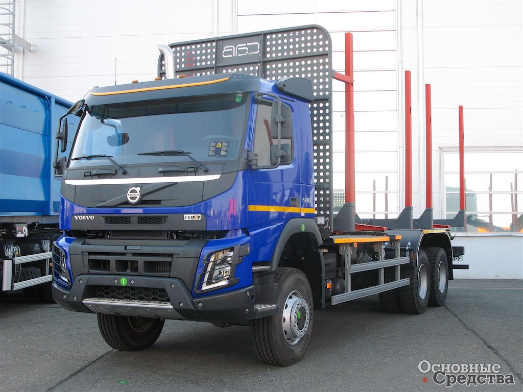 Volvo FMX 6x6 c 13-литровым двигателем 500 л.с.