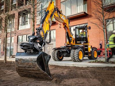 «ЛОНМАДИ» представила JCB Hydradig 110W на дне открытых дверей