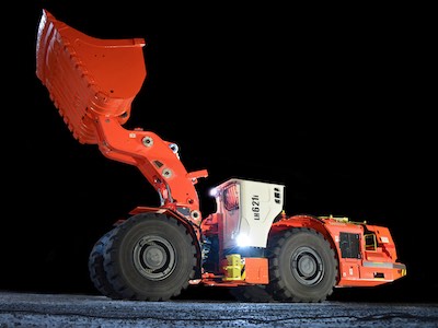 Интеллектуальный погрузчик Sandvik LH621i для крупных подземных месторождений