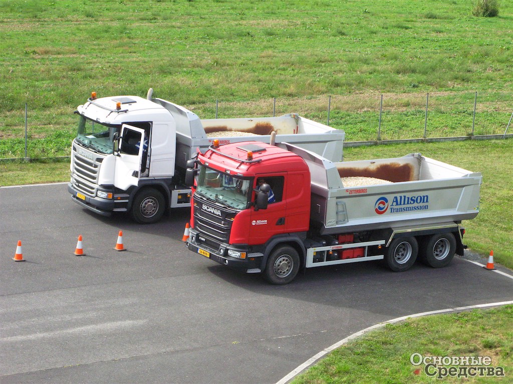 Две Scania на старте сравнительного заезда