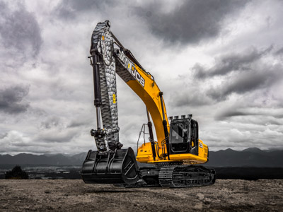 В России представлена ограниченная серия JCB JS 305 LC IRON MONSTER