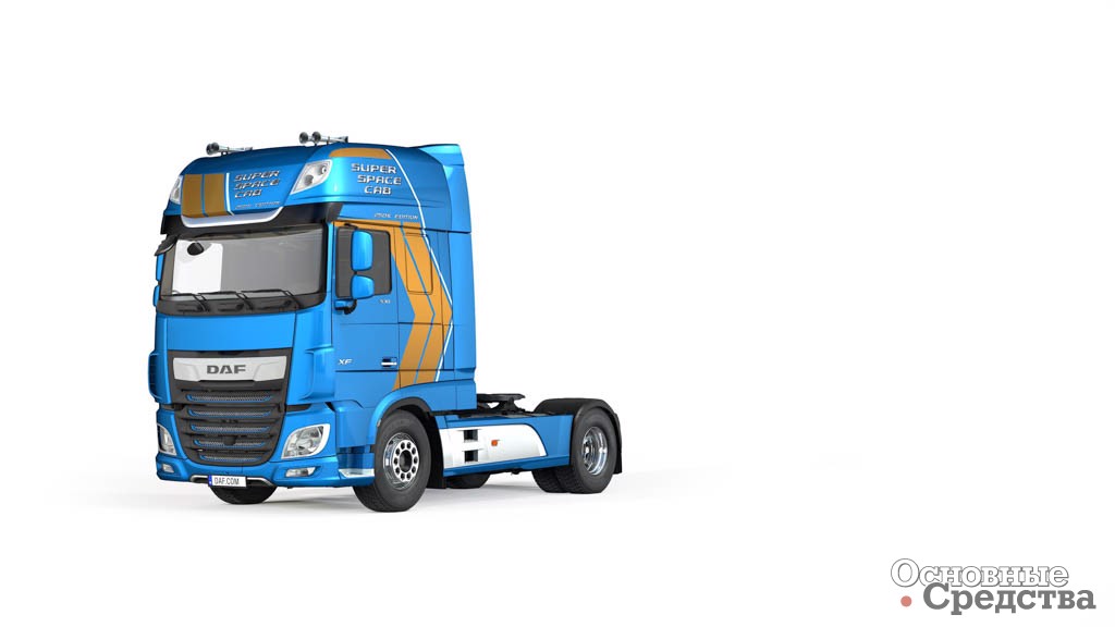 DAF XF Super Space Cab Celebration Edition доступны для заказа в версии тягача 4x2 FT и 6x2 FTG, а также в любой версии жесткого шасси