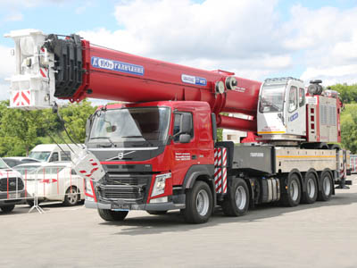 Демонстрация грузовысотных характеристик 100-тонного автокрана «Галичанин»