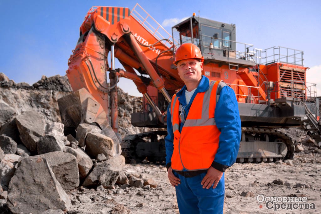 Роман Рубцов, оператор экскаватора Hitachi EX3600E-6