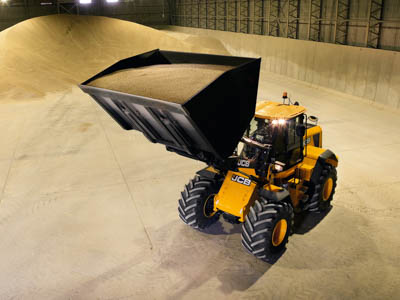 JCB выступит партнером Автопробега «Дорогу молоку!»